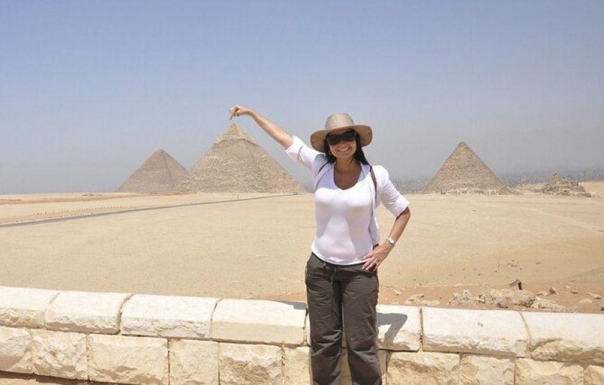 Private Full-Day Tour to Giza Pyramids,Sphinx,Memphis, and Saqqara