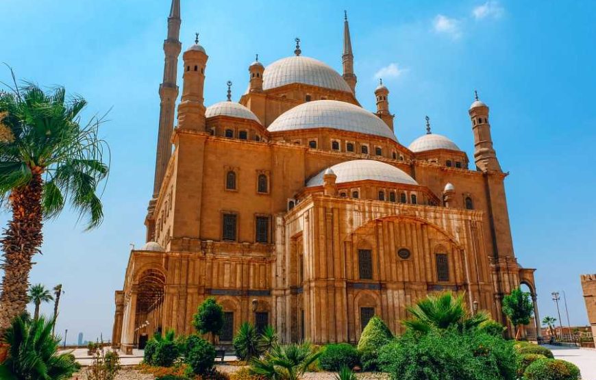 Cairo Tour to Egyptian Museum Citadel and Khan Khalili Bazaar